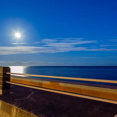Marina Seafront 5 Appartement Radazul