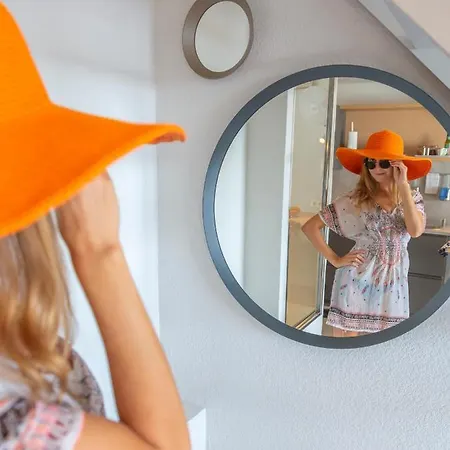 Daire Marina Seafront 5 *